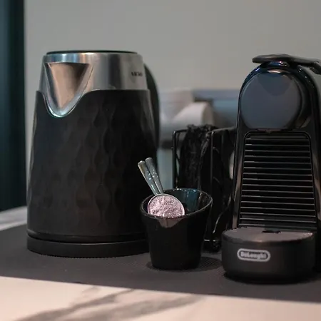 Emas Салоники